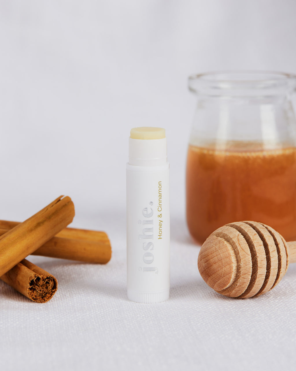 Joshie. Honey & Cinnamon Lip Balm 